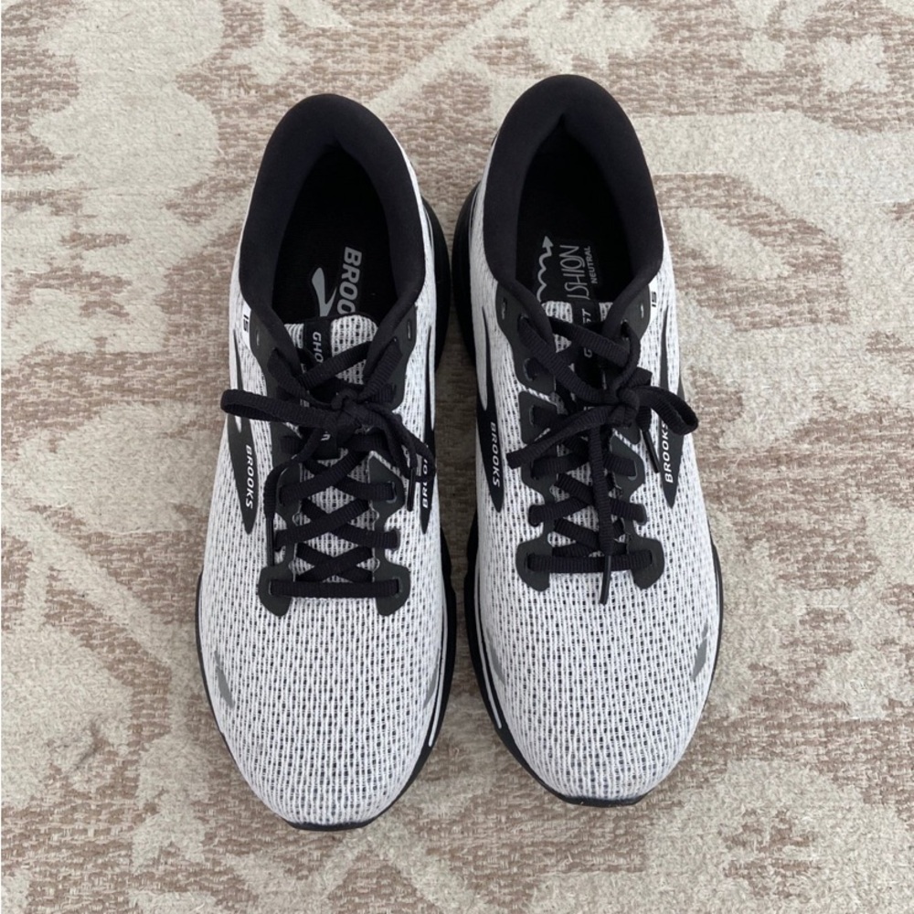 Brooks shoes